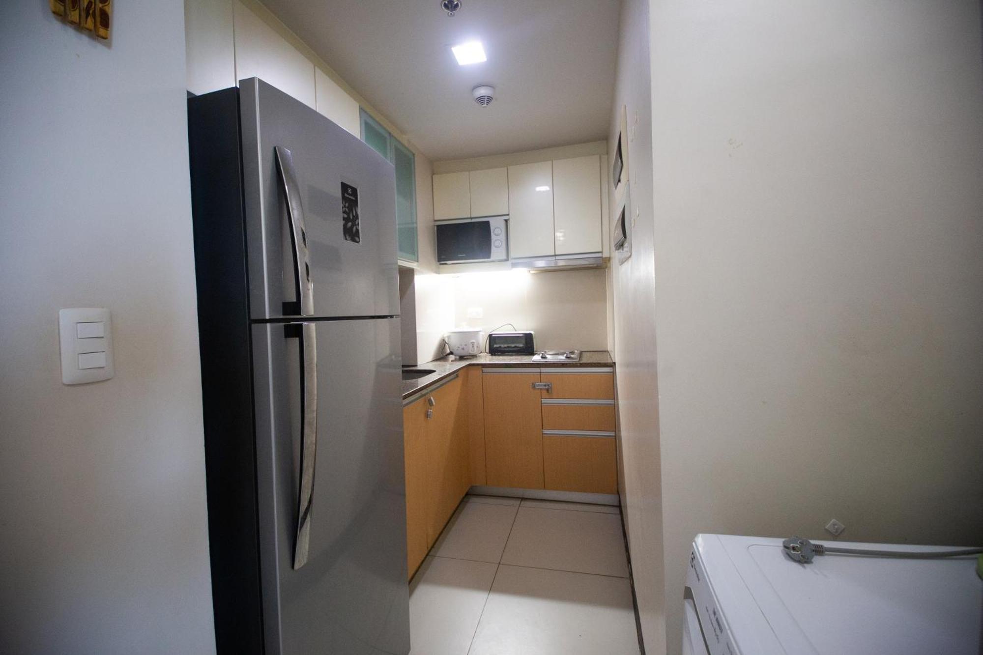 Mactan Newtown Seaview Condo By Fjcivo Lapu-Lapu City Kültér fotó